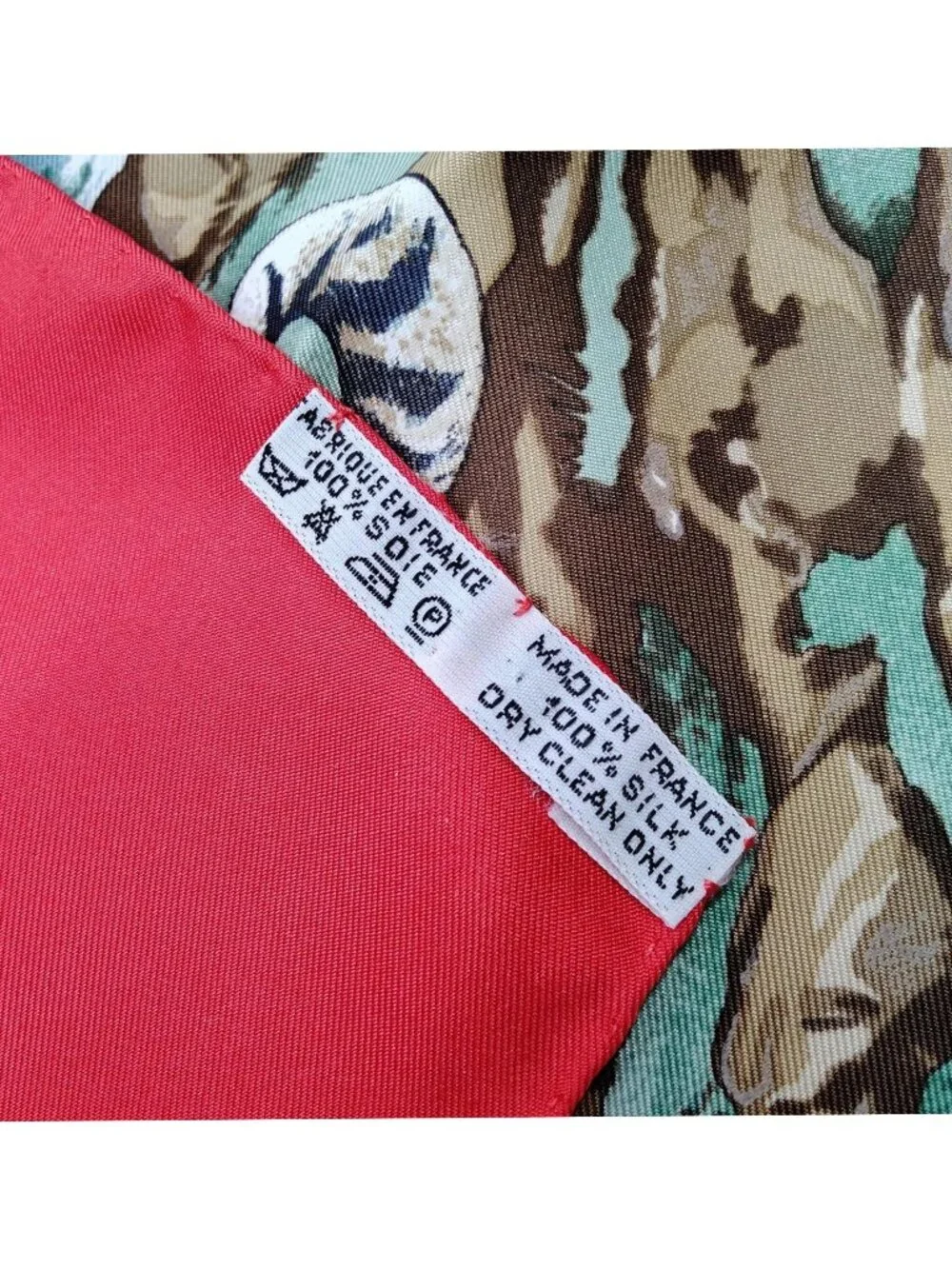 Authentic Hermès Sichuan Silk Scarf 90 Red Animal Print Carré Luxury Designer